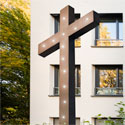 Kreuz vor dem Haus - Copyrright Sylvia Horst